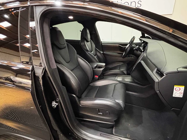 Tesla - model x - performance ludicr. - performance ludicrous - car - 2019 - afbeelding 31 van  40