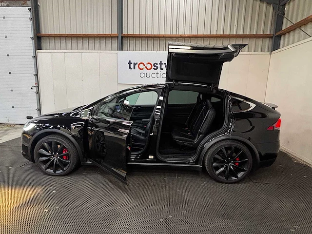 Tesla - model x - performance ludicr. - performance ludicrous - car - 2019 - afbeelding 38 van  40
