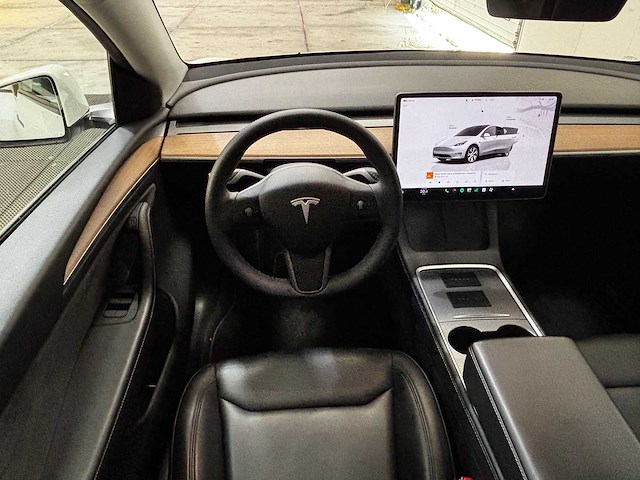 Tesla - model y - long range awd 75kwh - car - 2023 - afbeelding 2 van  33