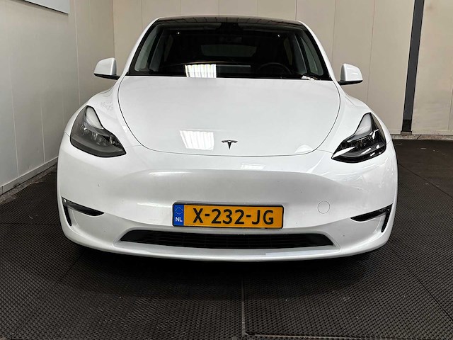 Tesla - model y - long range awd 75kwh - car - 2023 - afbeelding 9 van  33