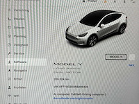 Tesla - model y - long range awd 75kwh - car - 2023 - afbeelding 13 van  33