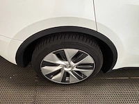 Tesla - model y - long range awd 75kwh - car - 2023 - afbeelding 8 van  34