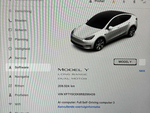 Tesla - model y - long range awd 75kwh - car - 2023 - afbeelding 14 van  34
