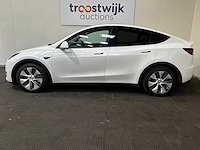 Tesla - model y - long range awd 75kwh - car - 2023 - afbeelding 23 van  34