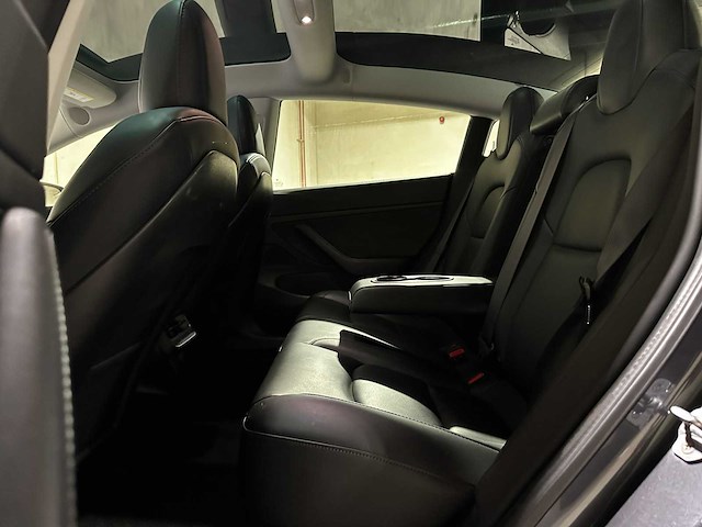 Tesla model 3 long range awd 75 kwh 351pk 2019 (origineel-nl+1e eigenaar), g-945-xh - afbeelding 28 van  40