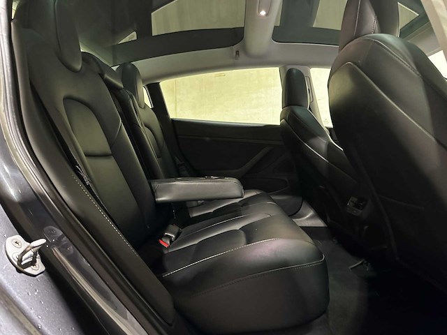 Tesla model 3 long range awd 75 kwh 351pk 2019 (origineel-nl+1e eigenaar), g-945-xh - afbeelding 31 van  40