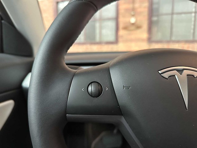 Tesla model 3 long range awd 75kwh 441pk 2019, g-003-lt - afbeelding 14 van  42