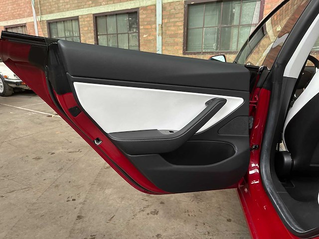 Tesla model 3 long range awd 75kwh 441pk 2019, g-003-lt - afbeelding 25 van  42