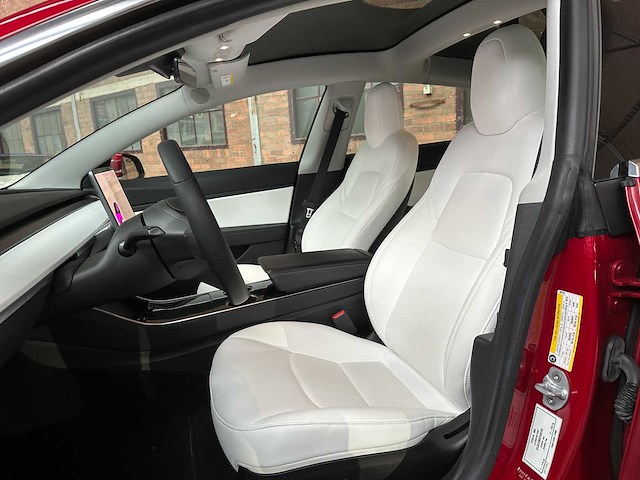 Tesla model 3 long range awd 75kwh 441pk 2019, g-003-lt - afbeelding 32 van  42