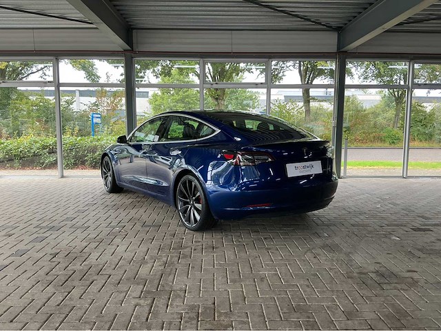Tesla model 3 performance | 513 pk | awd | dual motor | performance technology | exclusieve elektrische sportsedan - afbeelding 2 van  29