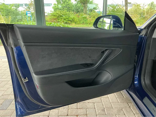 Tesla model 3 performance | 513 pk | awd | dual motor | performance technology | exclusieve elektrische sportsedan - afbeelding 18 van  29