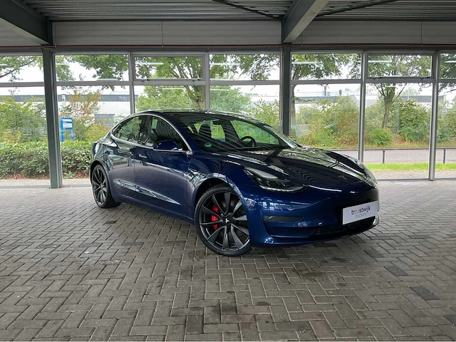 Tesla model 3 performance | 513 pk | awd | dual motor | performance technology | exclusieve elektrische sportsedan - afbeelding 1 van  29