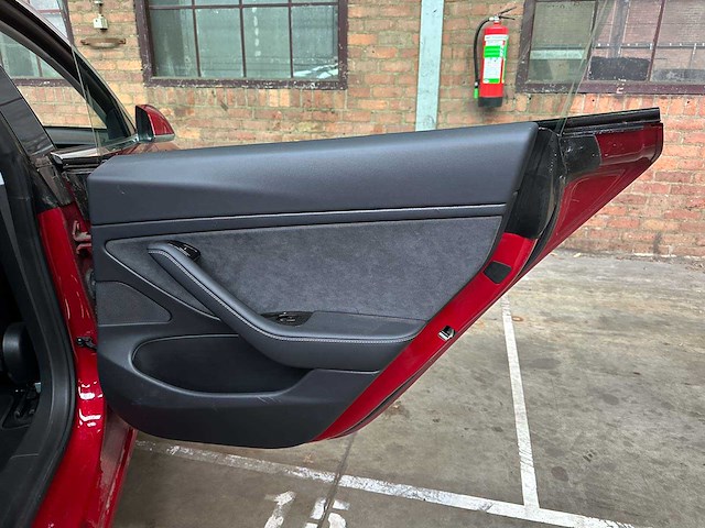 Tesla model 3 performance awd 75 kwh 462pk 2019 (origineel-nl + 1e eigenaar), g-786-xk - afbeelding 26 van  42