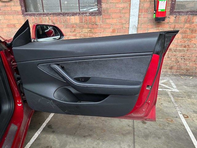 Tesla model 3 performance awd 75 kwh 462pk 2019 (origineel-nl + 1e eigenaar), g-786-xk - afbeelding 27 van  42
