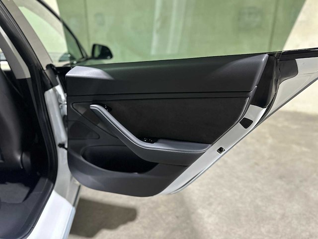Tesla model 3 performance awd 75 kwh 513pk 2019 (origineel-nl), g-529-gh - afbeelding 17 van  26