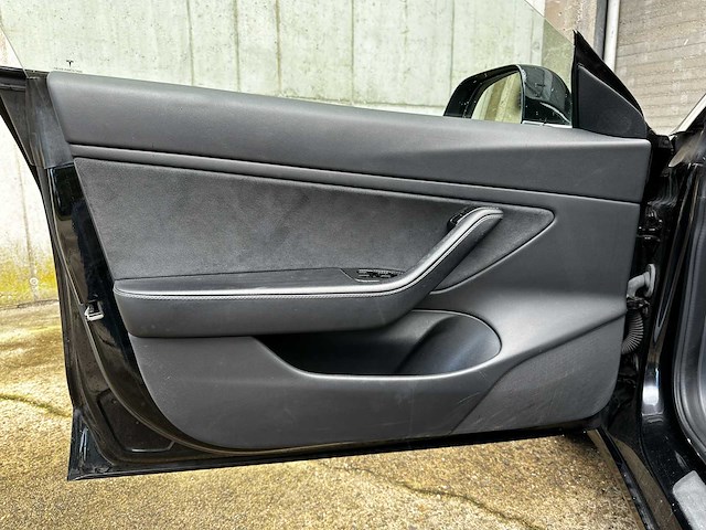 Tesla model 3 performance awd75kwh 462pk 2019 (origineel-nl), g-487-tg - afbeelding 26 van  41