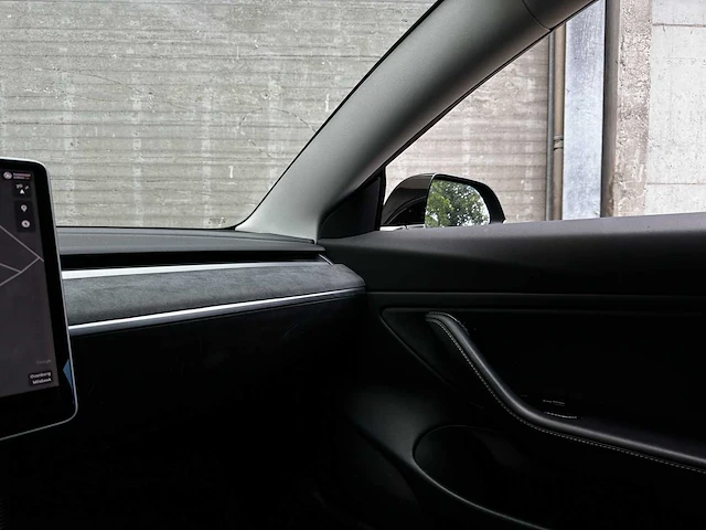 Tesla model 3 performance awd75kwh 462pk 2019 (origineel-nl), g-487-tg - afbeelding 26 van  53