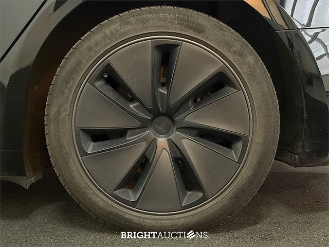 Tesla model 3 rwd 60 kwh 2023 (origineel-nl), x-220-fx - afbeelding 29 van  41