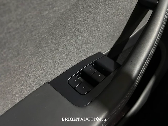 Tesla model 3 rwd highland 19 inch 60 kwh 283pk 2023 (origineel-nl), x-156-db - afbeelding 9 van  36