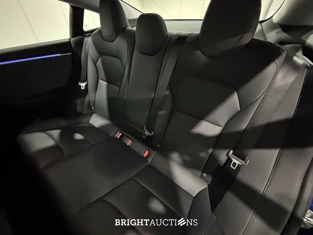 Tesla model 3 rwd highland 19 inch 60 kwh 283pk 2023 (origineel-nl), x-156-db - afbeelding 24 van  36