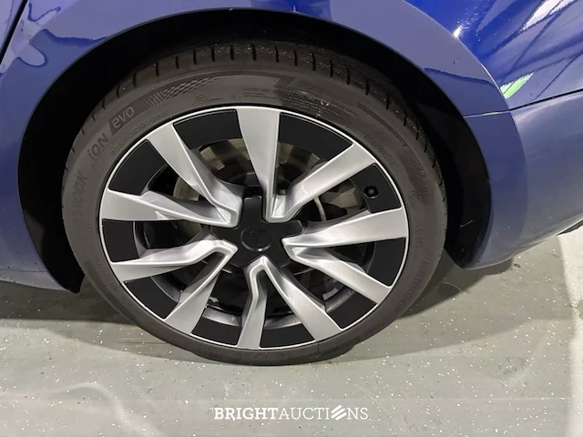 Tesla model 3 rwd highland 19 inch 60 kwh 283pk 2023 (origineel-nl), x-156-db - afbeelding 31 van  36