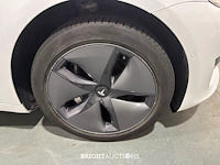 Tesla model 3 standard rwd plus 60 kwh 238pk 2019 (origineel-nl), g-097-dx - afbeelding 33 van  37
