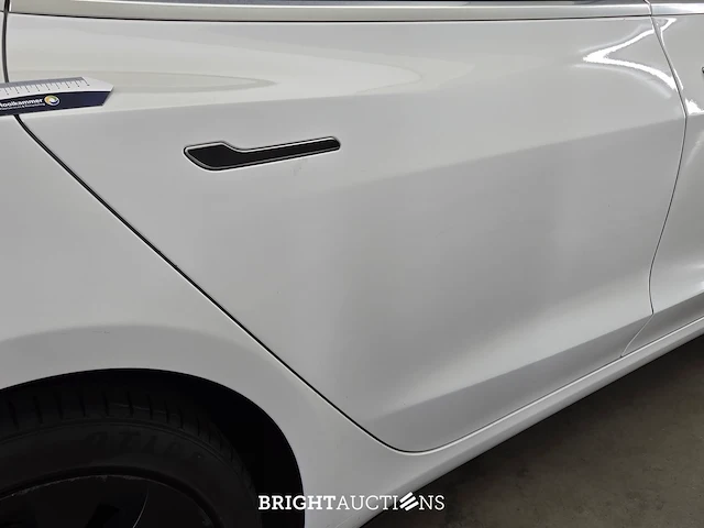 Tesla model 3 standard rwd plus 60 kwh 238pk 2019 (origineel-nl), g-240-rb - afbeelding 20 van  33