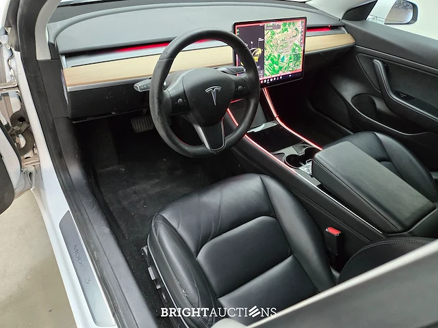 Tesla model 3 standard rwd plus 60 kwh 238pk 2019 (origineel-nl), g-240-rb - afbeelding 25 van  33