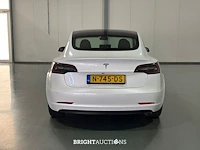Tesla model 3 standard rwd plus 60 kwh 238pk 2021 (origineel-nl), n-745-ds - afbeelding 32 van  39