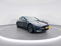 Tesla model 3 standard rwd plus 60 kwh full self driving soh 85%| h-331-pj - afbeelding 17 van  23
