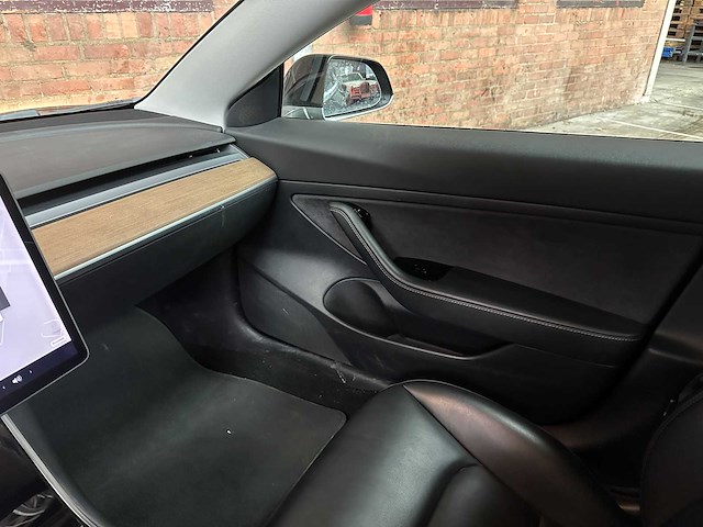 Tesla model 3 stnd.rwd plus 60 kwh 238pk 2020, k-738-bv - afbeelding 21 van  52