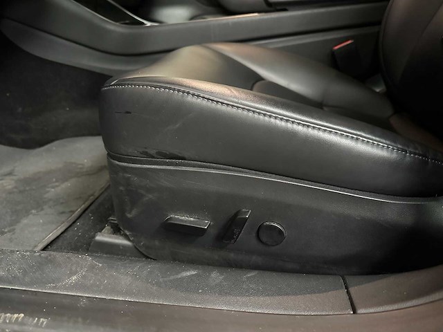 Tesla model 3 stnd.rwd plus 60 kwh 238pk 2020, k-738-bv - afbeelding 25 van  52