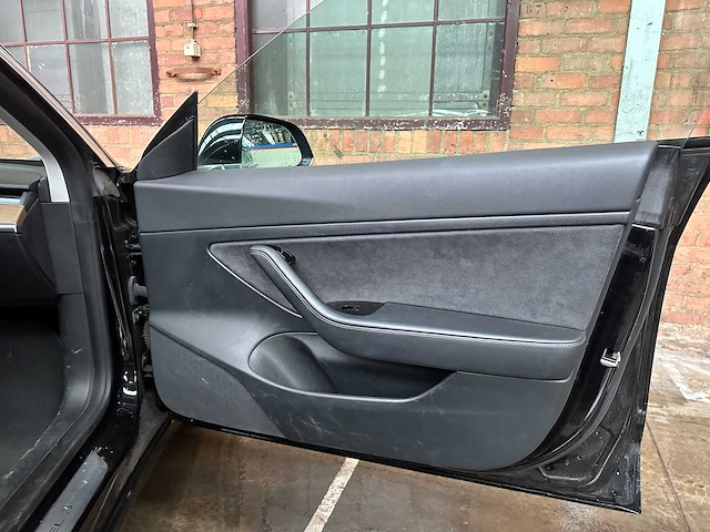 Tesla model 3 stnd.rwd plus 60 kwh 238pk 2020, k-738-bv - afbeelding 31 van  52