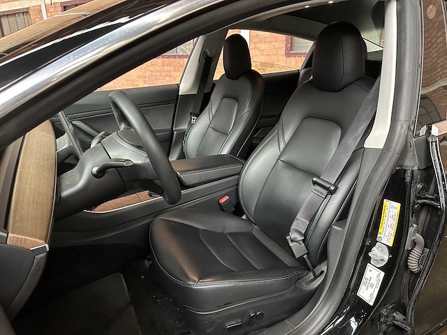 Tesla model 3 stnd.rwd plus 60 kwh 238pk 2020, k-738-bv - afbeelding 36 van  52