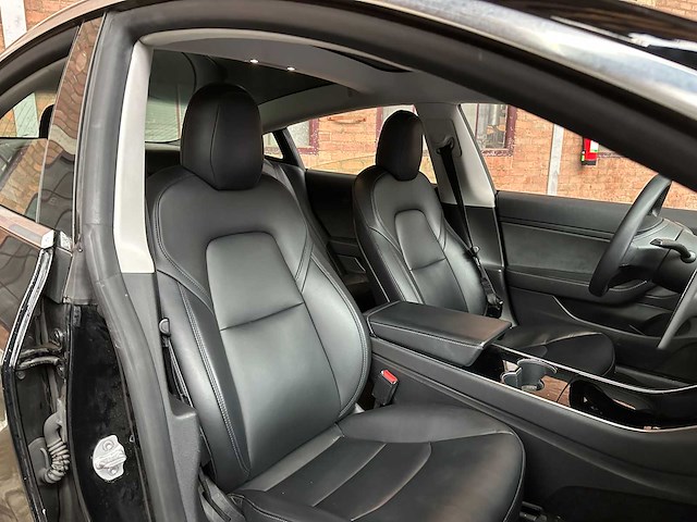Tesla model 3 stnd.rwd plus 60 kwh 238pk 2020, k-738-bv - afbeelding 44 van  52
