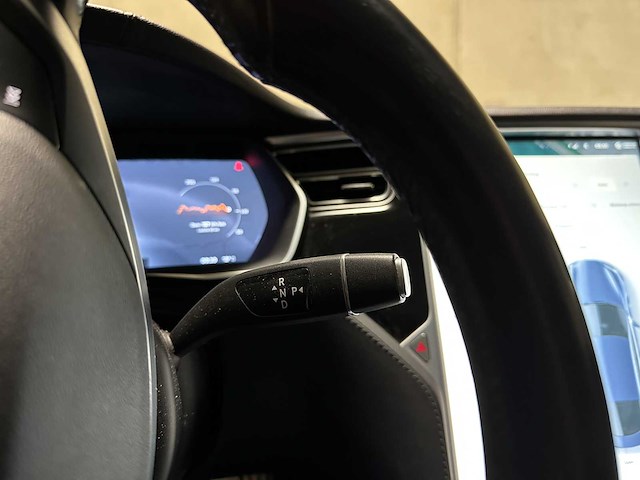 Tesla model s 60 base 306pk 2015 (origineel-nl), 7-zsh-46 - afbeelding 14 van  25