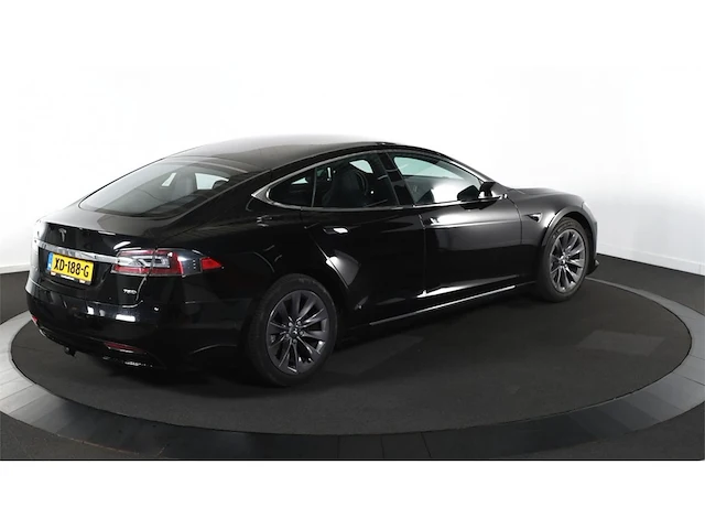 Tesla model s 75d base 2018 (origineel-nl), xd-188-g - afbeelding 12 van  36