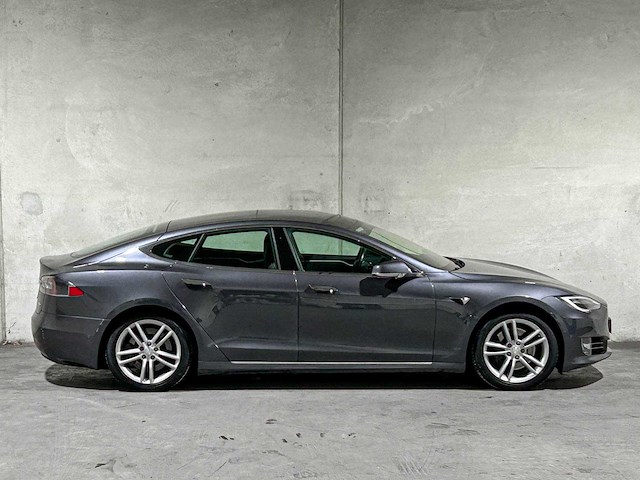 Tesla model s 75d base 333pk 2018 (origineel-nl), rz-492-n - afbeelding 33 van  33