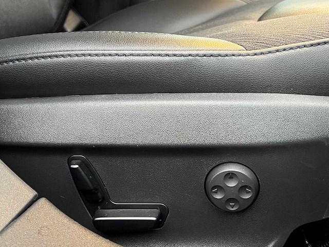 Tesla model s 85d base 2015 | gb-994-j - afbeelding 17 van  28