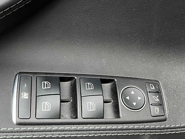 ***tesla model s 85d base 2015 | gb-994-j - afbeelding 3 van  27