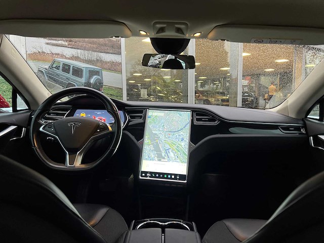 ***tesla model s 85d base 2015 | gb-994-j - afbeelding 13 van  27