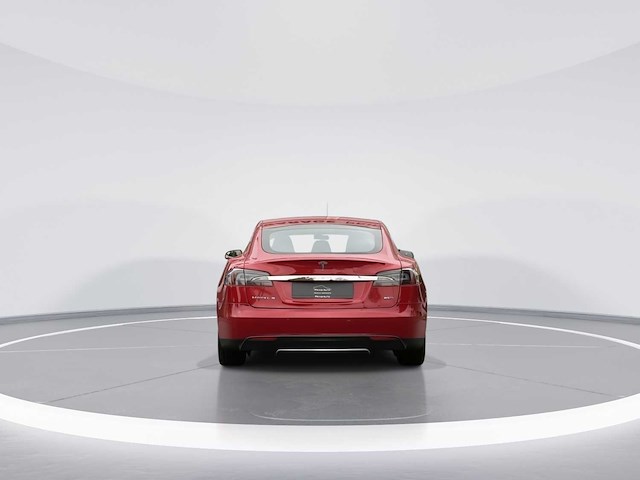 ***tesla model s 85d base 2015 | gb-994-j - afbeelding 24 van  27