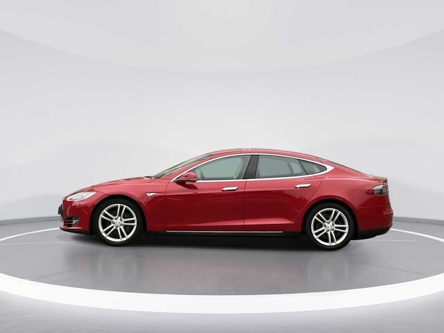 ***tesla model s 85d base 2015 | gb-994-j - afbeelding 26 van  27
