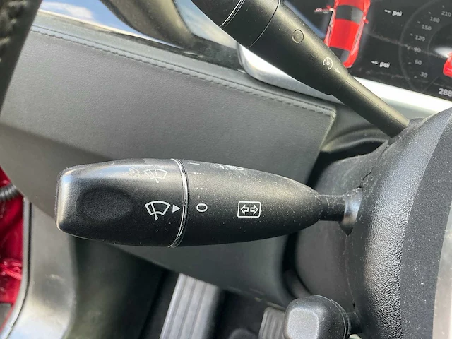 Tesla model s85 personenwagen - afbeelding 13 van  32