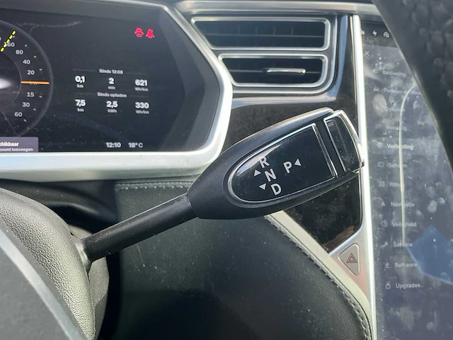 Tesla model s85 personenwagen - afbeelding 14 van  32