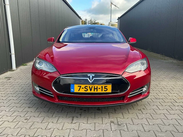 Tesla model s85 personenwagen - afbeelding 32 van  32