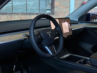 Tesla model y awd 347pk 2022 - afbeelding 16 van  41