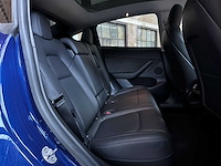 Tesla model y awd 347pk 2022 - afbeelding 13 van  16
