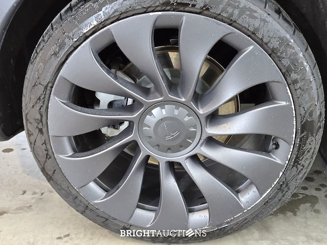 Tesla model y long range awd 75 kwh 351pk 2021, r-745-pt - afbeelding 15 van  34