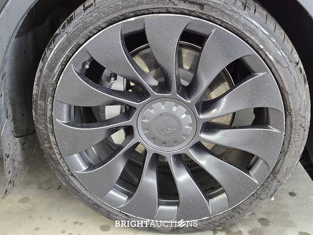 Tesla model y long range awd 75 kwh 351pk 2021, r-745-pt - afbeelding 18 van  34